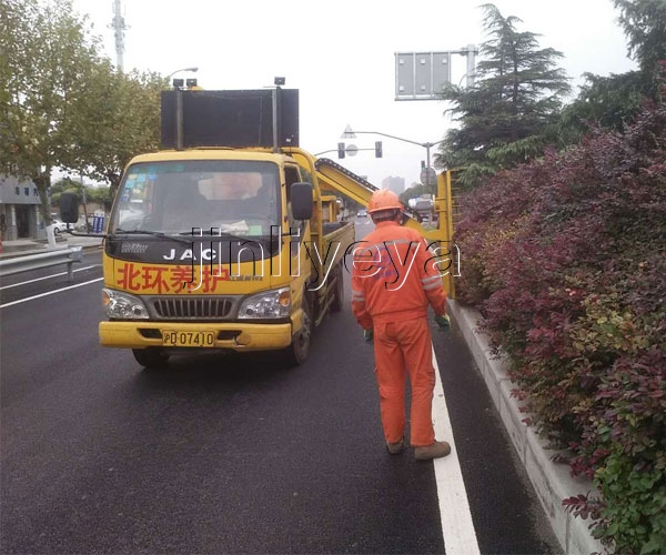 内蒙古绿篱修剪机报价